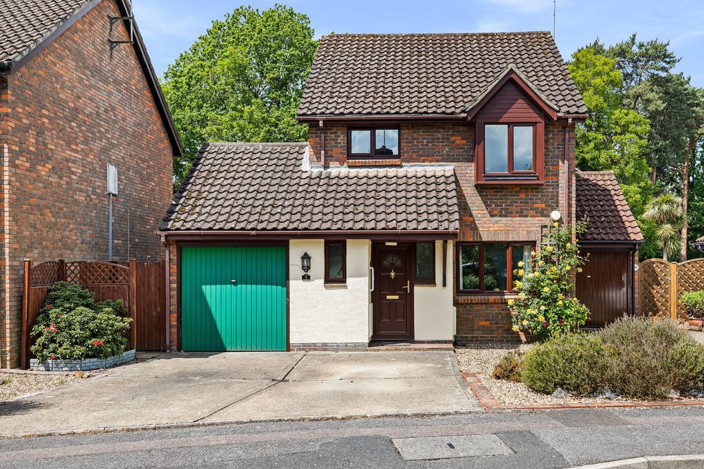 Property photo 1 of 17