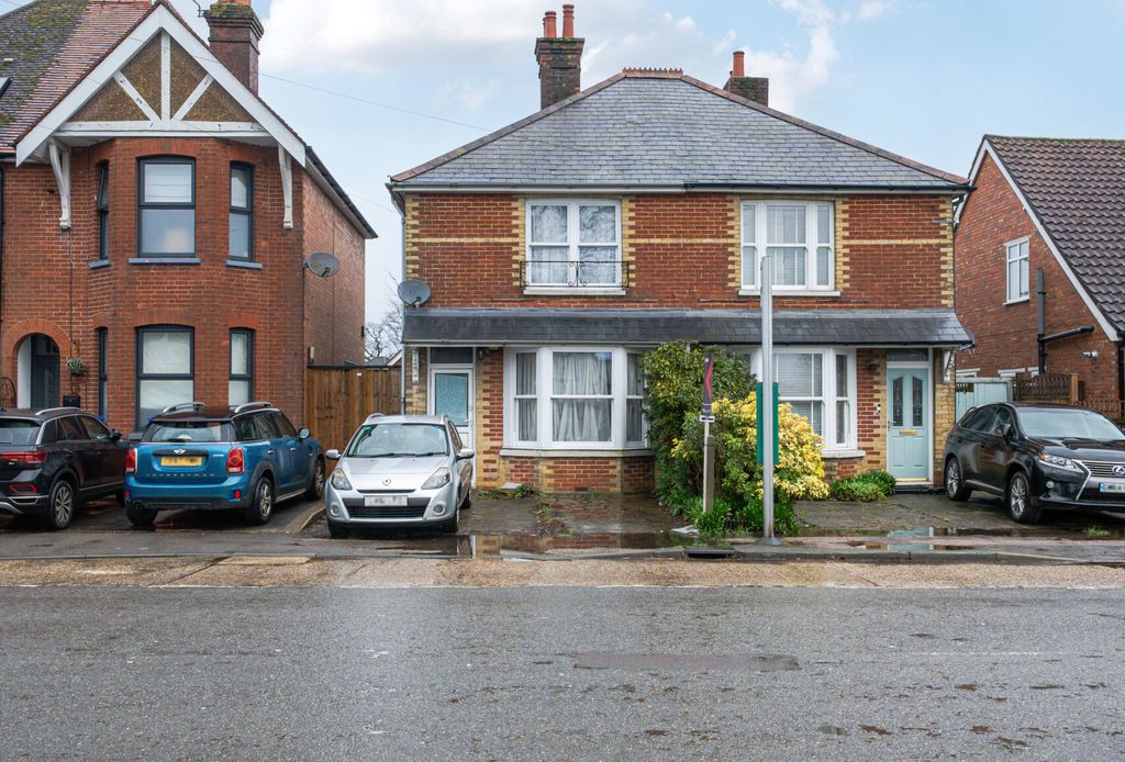 Property photo 1 of 14 1393826-1-6987101...