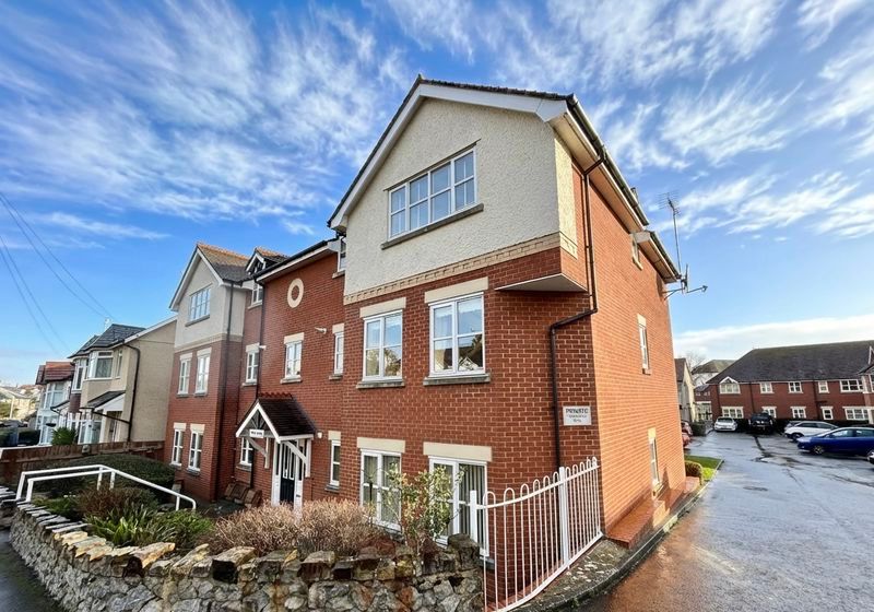 Property photo 1 of 15 Photo 16