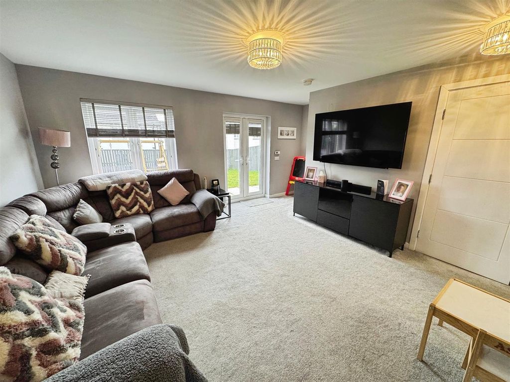 Property photo 3 of 22 6.Jpg