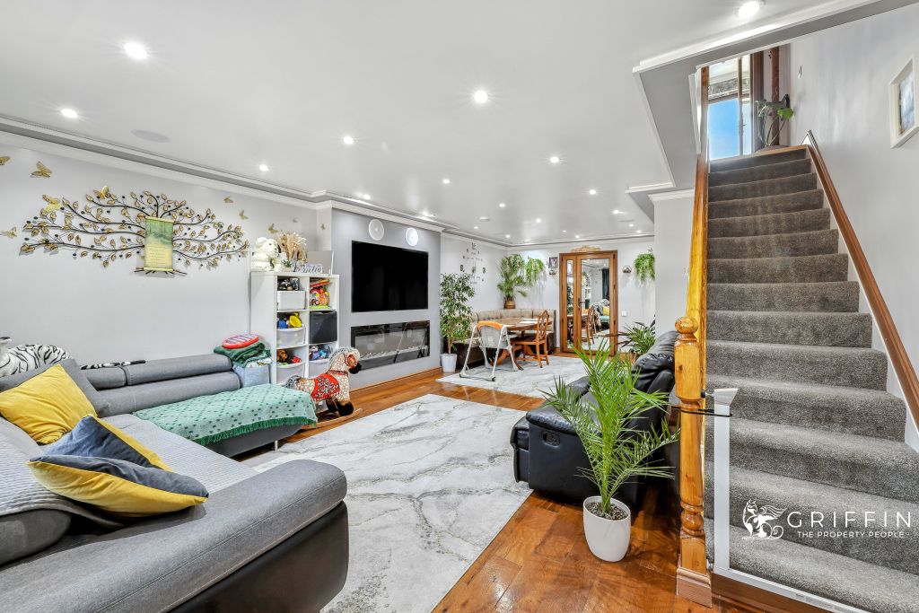 Property photo 3 of 26 2171A0163
