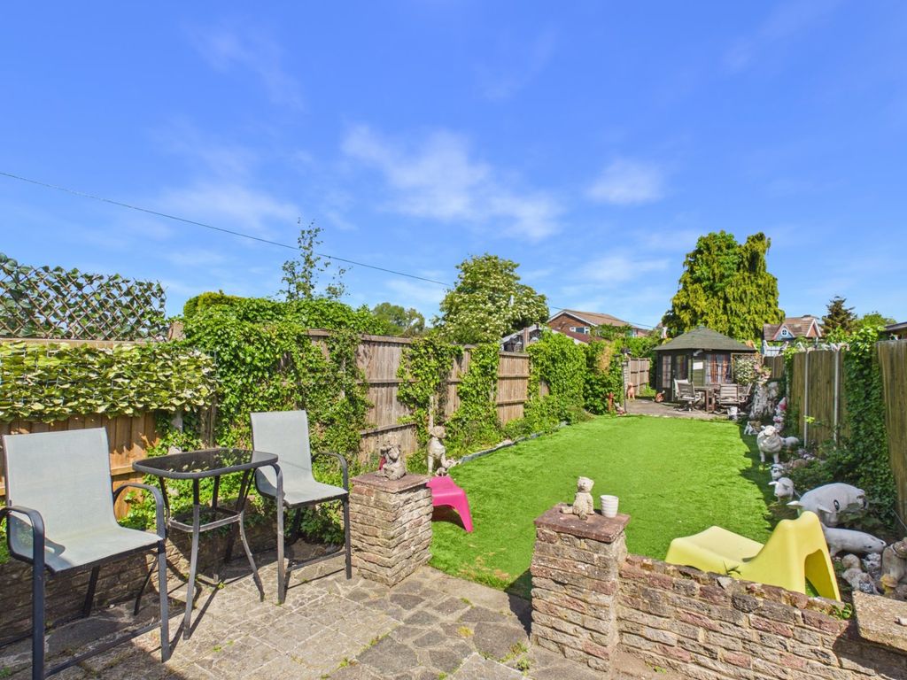 Property photo 3 of 17 Picture No. 36