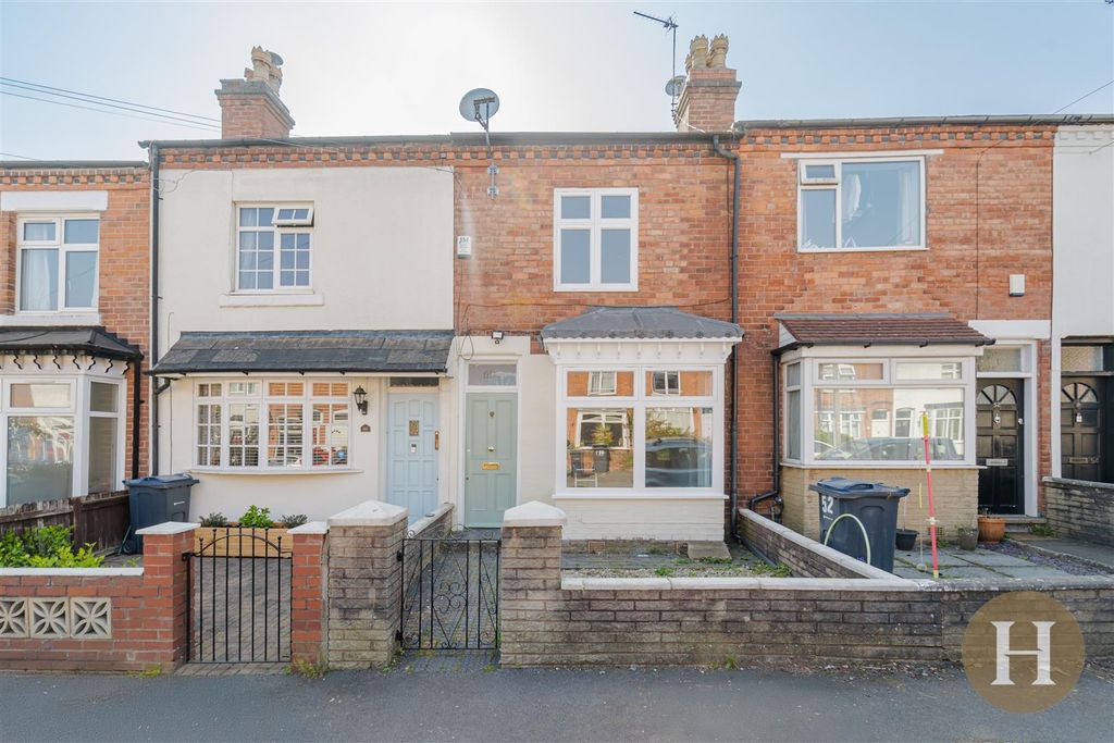 Property photo 1 of 18 Hadleigh Estate Agents-26.Jpg