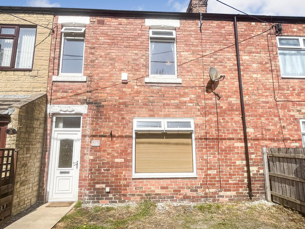 Property photo 2 of 20 Front (Exterior)