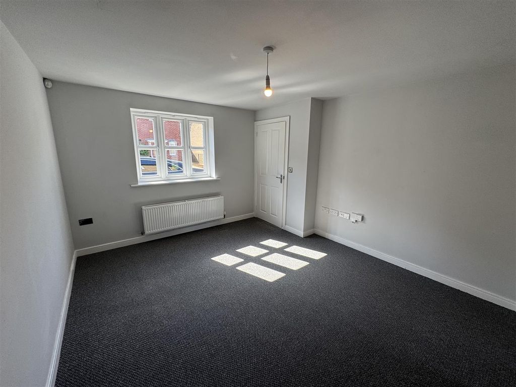 Property photo 3 of 11 Img_1553.Jpg