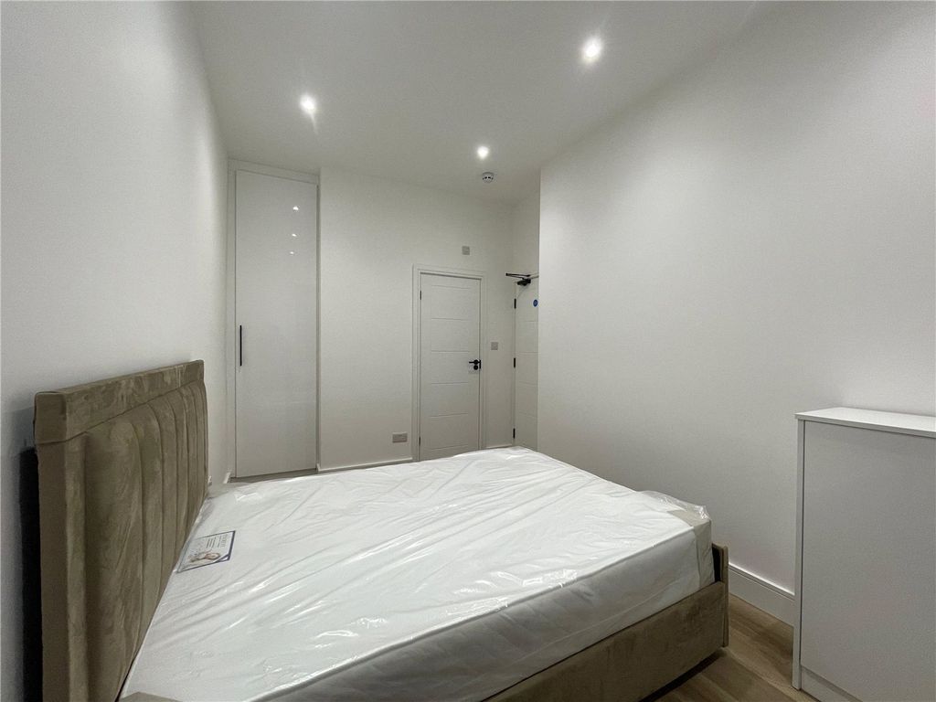 Property photo 2 of 8 Picture No. 06