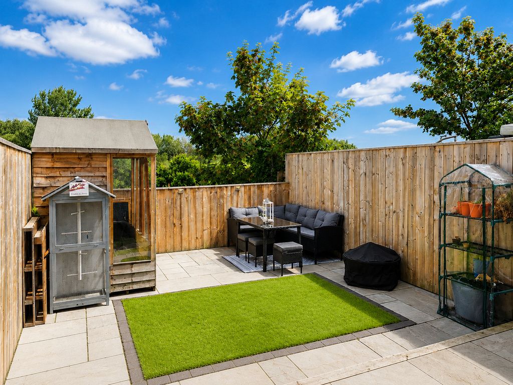 2 bed flat for saleSimonside View, Jarrow NE32 photo 5