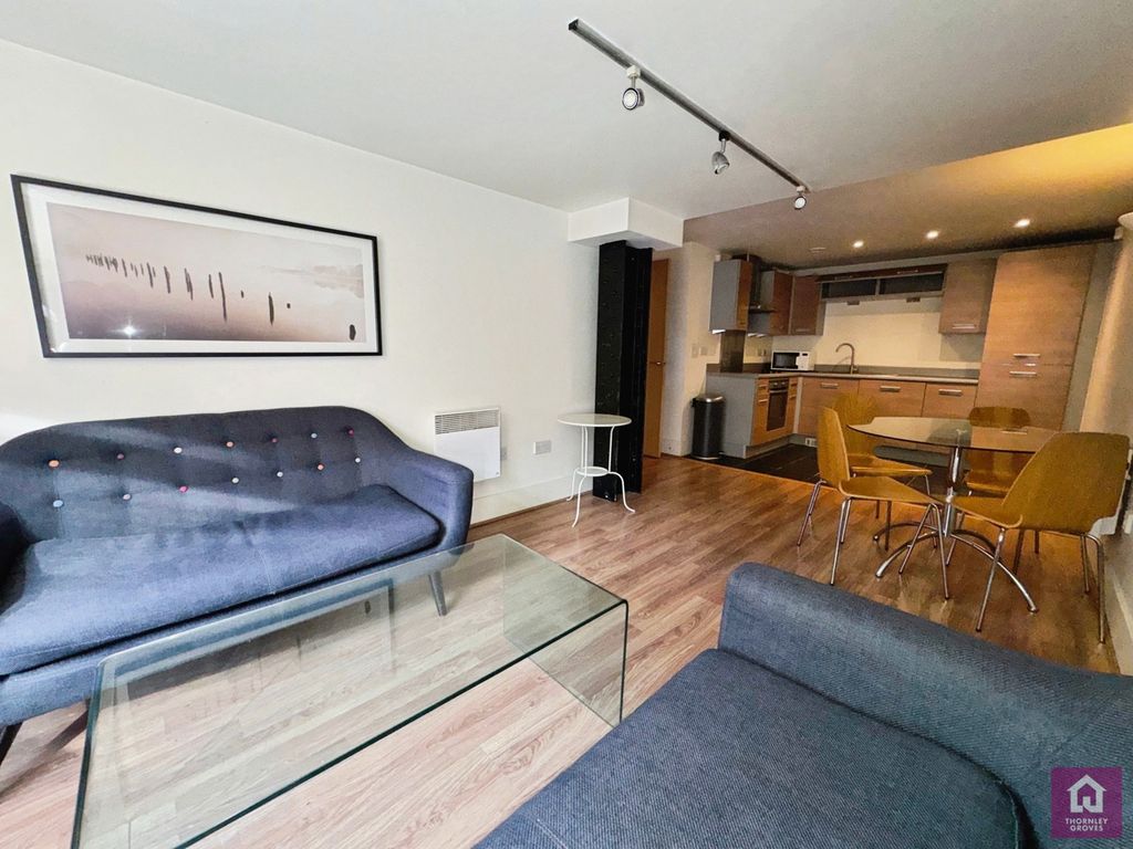 Property photo 3 of 16 Pbox-Img.Jpg