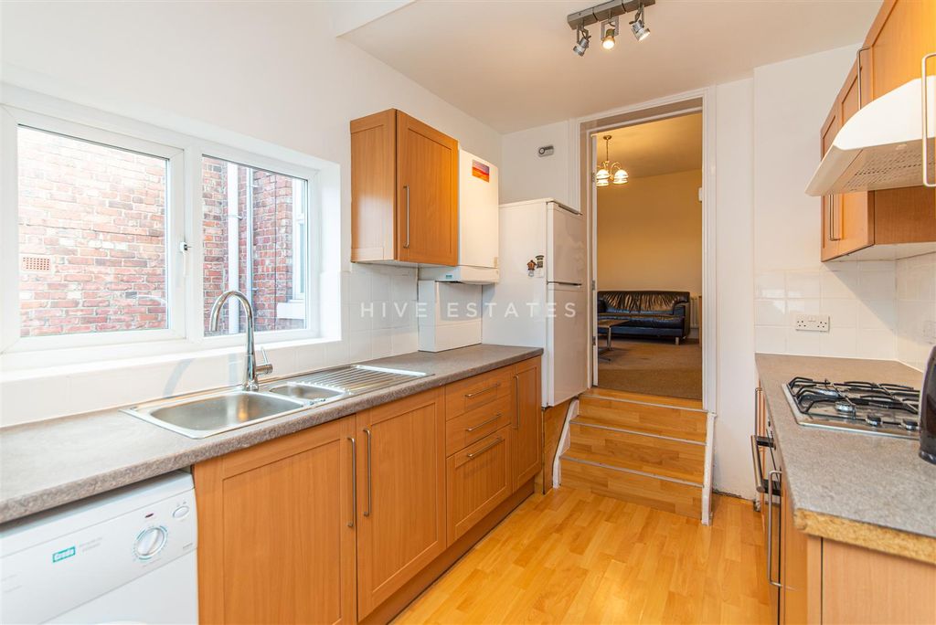 Property photo 3 of 17 W-5421.Jpg