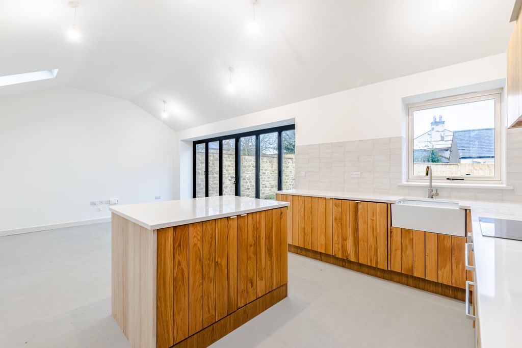 Property photo 3 of 13 Dsc0010Hdr