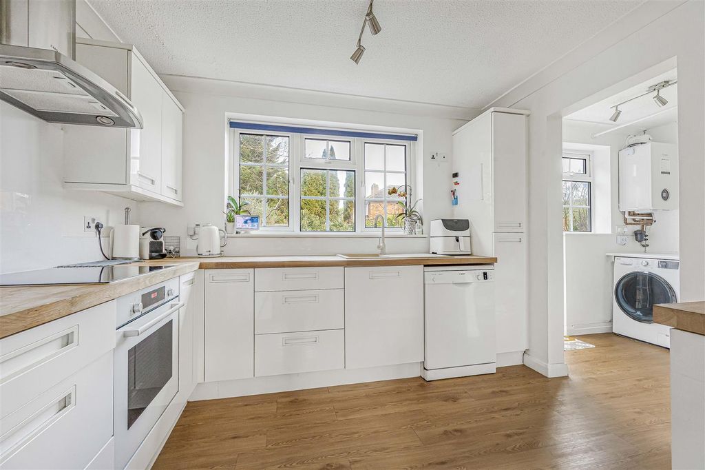 Additional image 9 of 4 bed detached house for saleBalmoral, Cranbrook Estate, Maidenhead SL6
