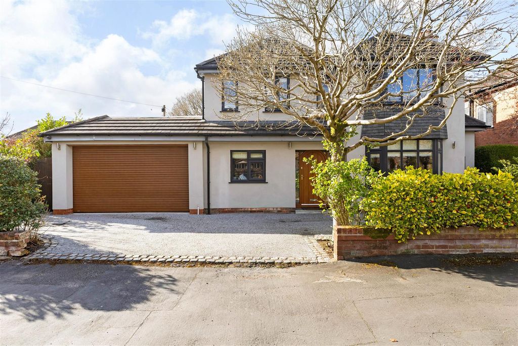 Property photo 1 of 23
