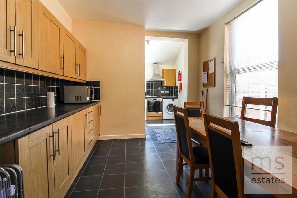 Property photo 2 of 17 Img_8337.Jpg