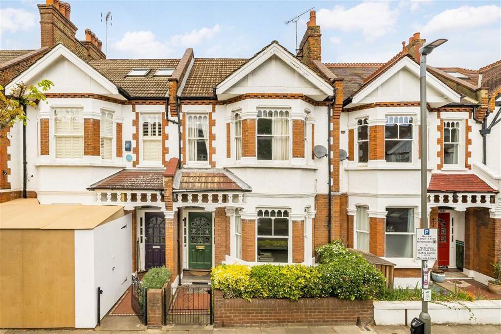 Property photo 1 of 8