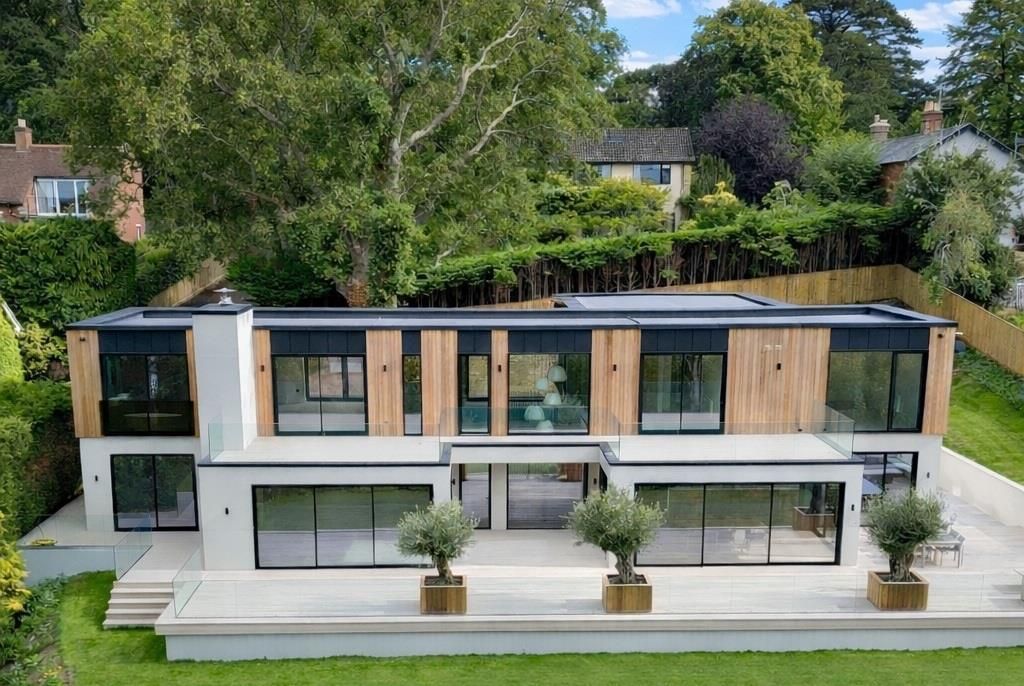 Property photo 1 of 39 Image