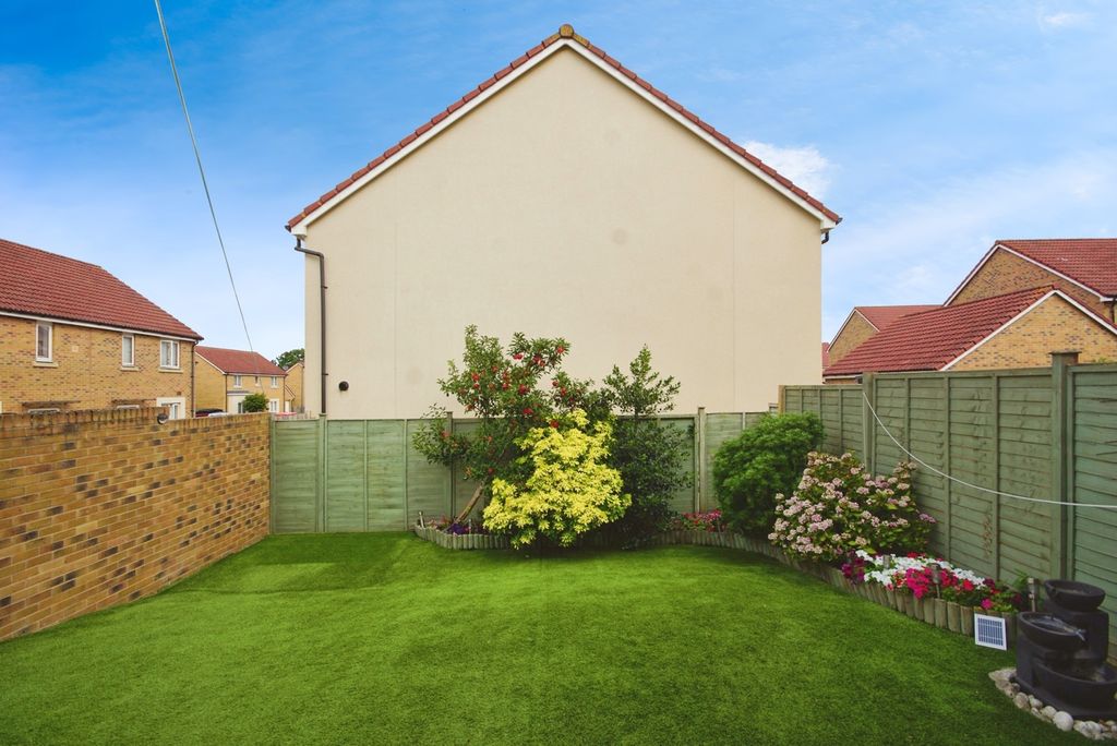 Property photo 2 of 17 Photo