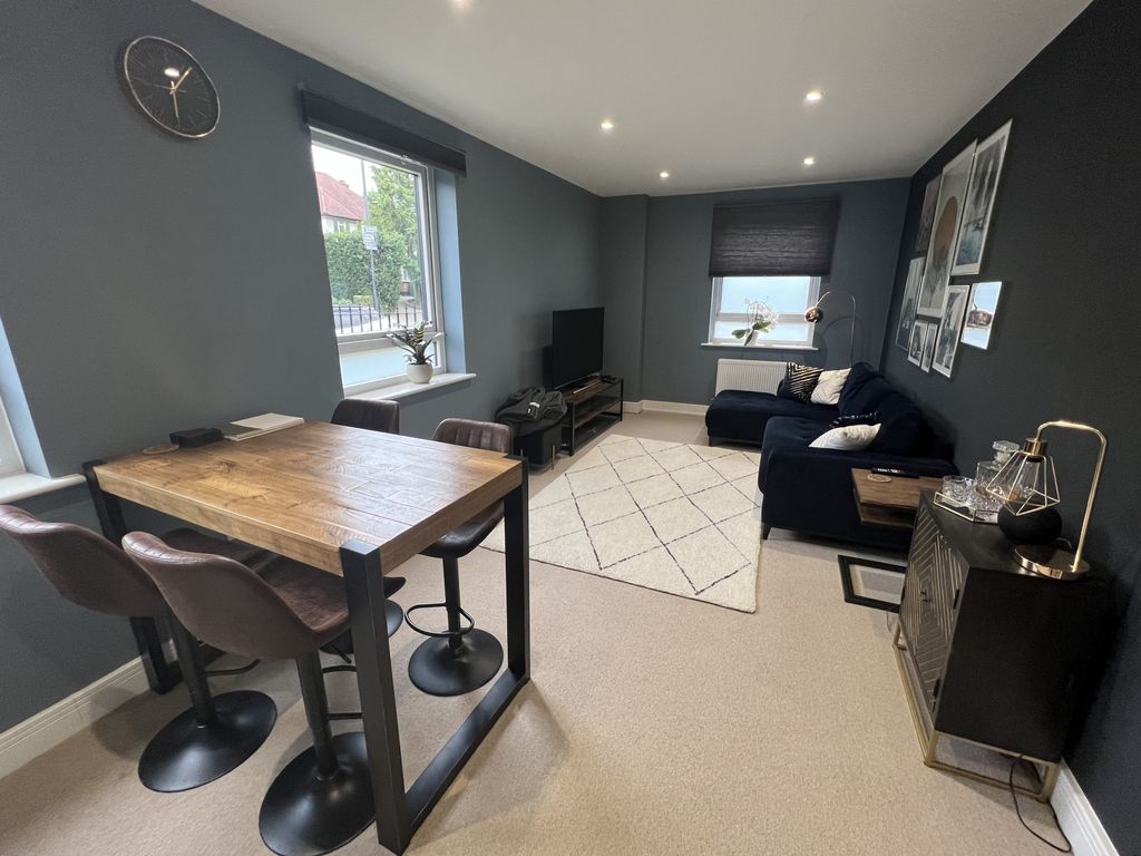 Property photo 2 of 10 Gallery