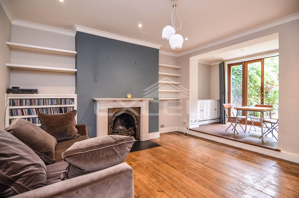 Property photo 1 of 4 Reception (6)