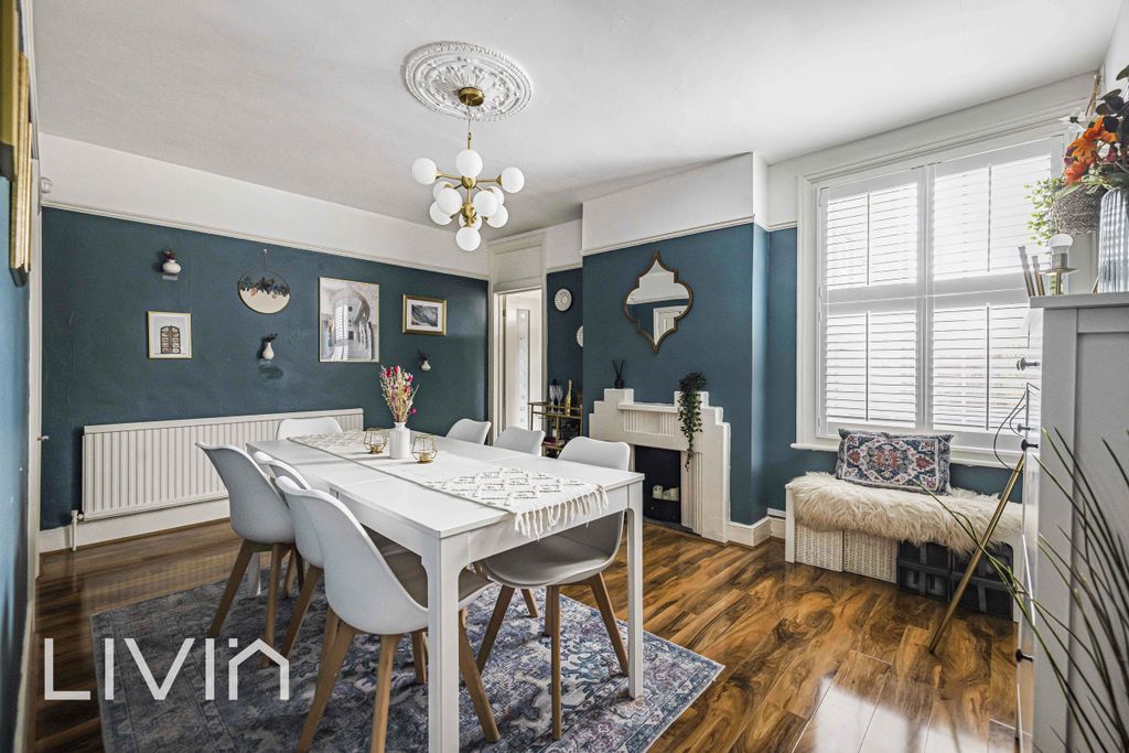 Property photo 2 of 15 120A3543