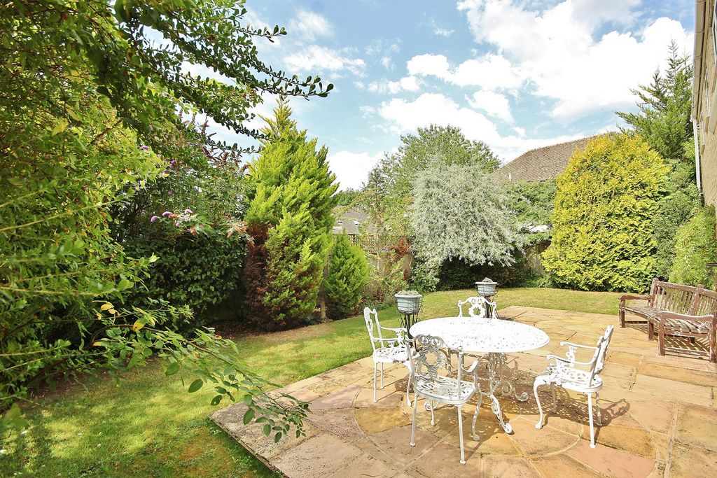 Property photo 2 of 15