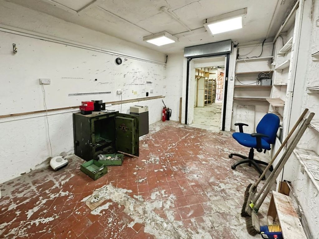 Property photo 3 of 10 Image 3