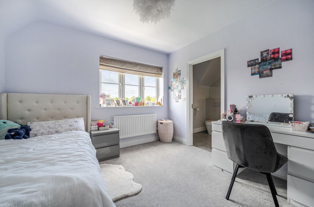 Additional image 27 of 5 bed detached house for saleAster Lea, Warfield, Bracknell RG42