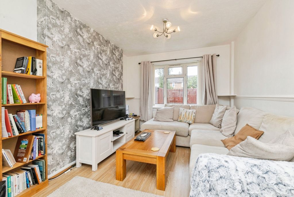 Property photo 2 of 20 Pbox-Img.Jpg