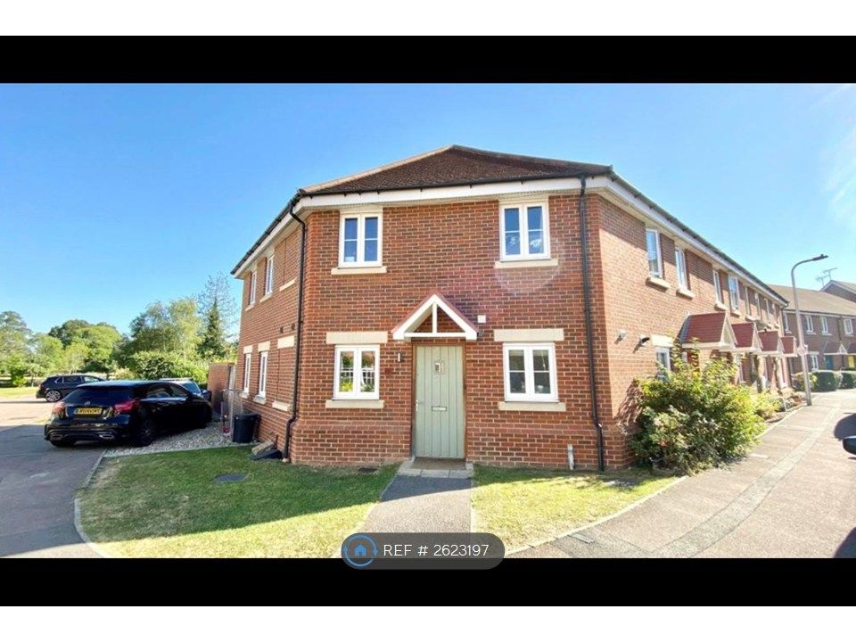 Property photo 1 of 20 Outside View