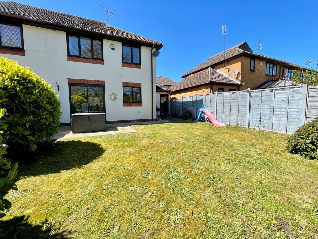 Property photo 2 of 12 5092541