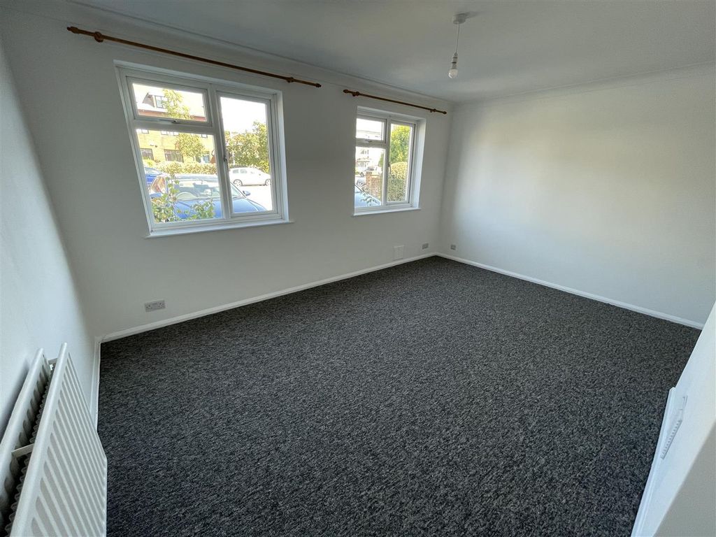 Property photo 2 of 7 Img_9387.Jpg