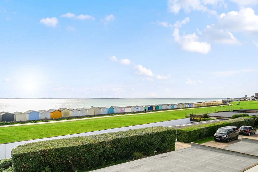 Property photo 1 of 20 Picture No. 18