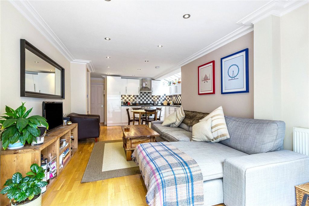 Property photo 2 of 18 Picture No. 05