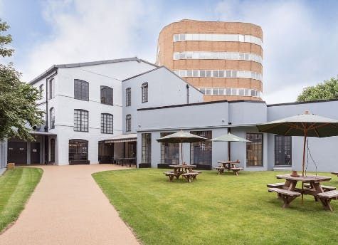 Property photo 3 of 36 212 External.Png