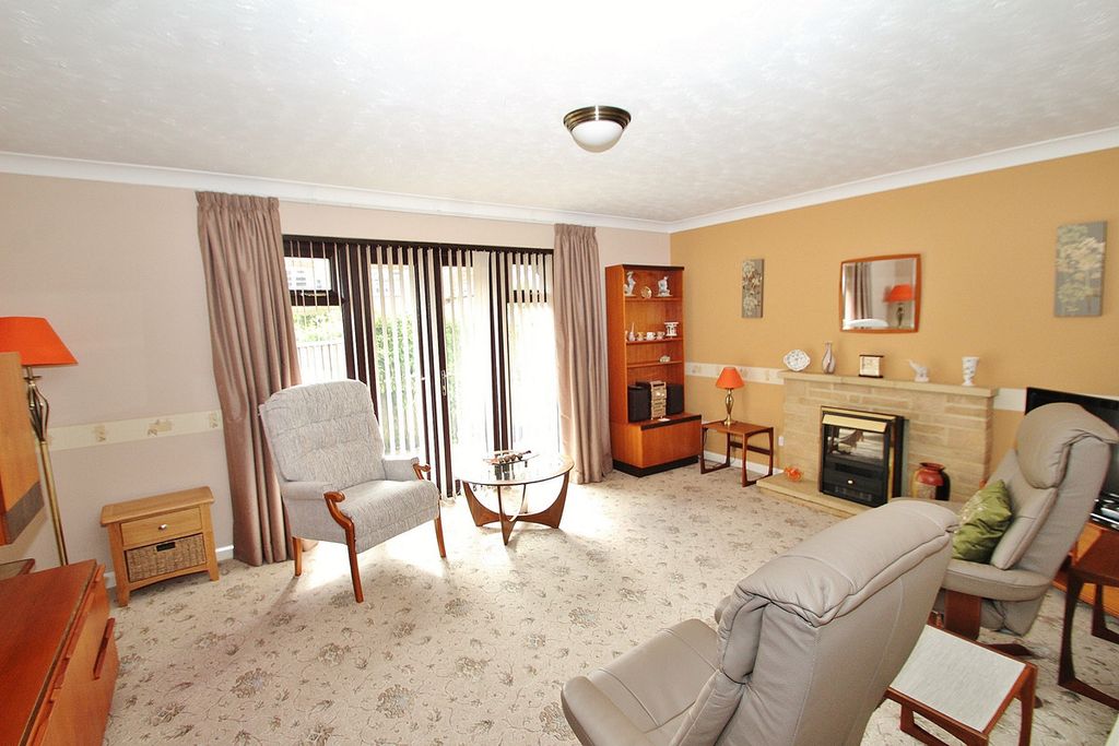 Property photo 2 of 7