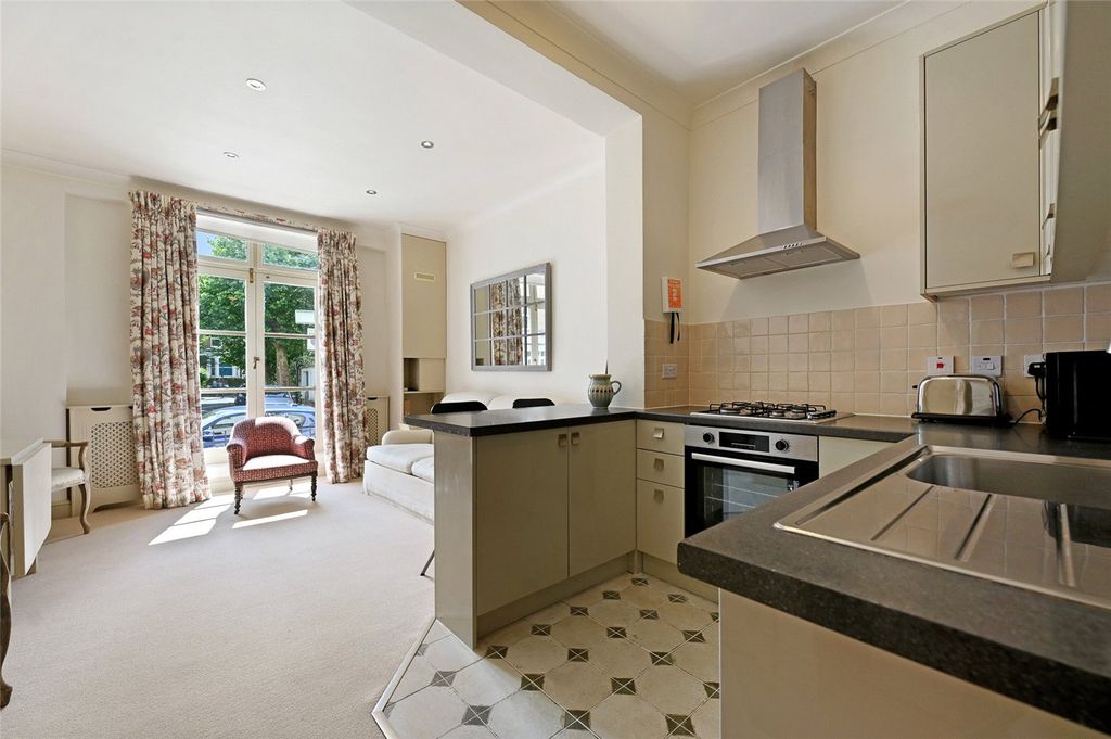 Property photo 1 of 8 Picture No. 05