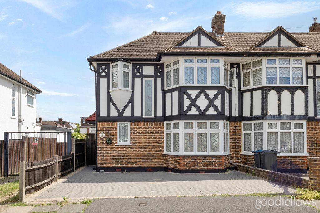 Property photo 1 of 18 Picture No. 01