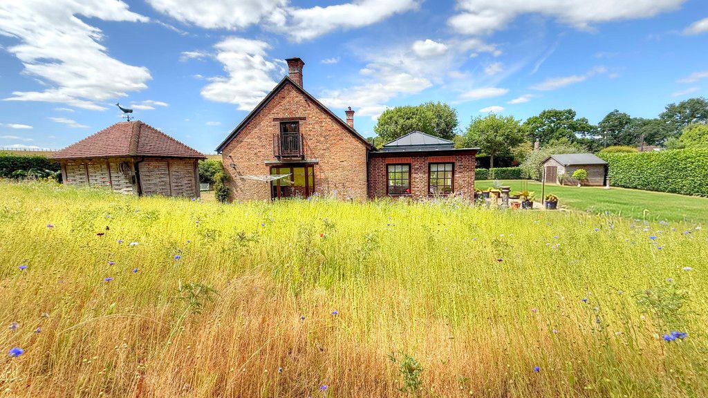 Additional image 26 of 4 bed barn conversion for saleSt Patricks Lane, Liss, Hampshire GU33