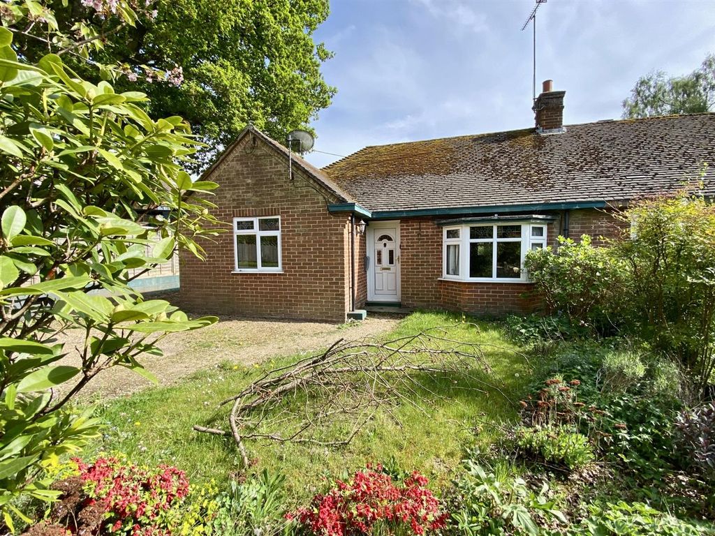Property photo 1 of 14 Front  1st May 2025