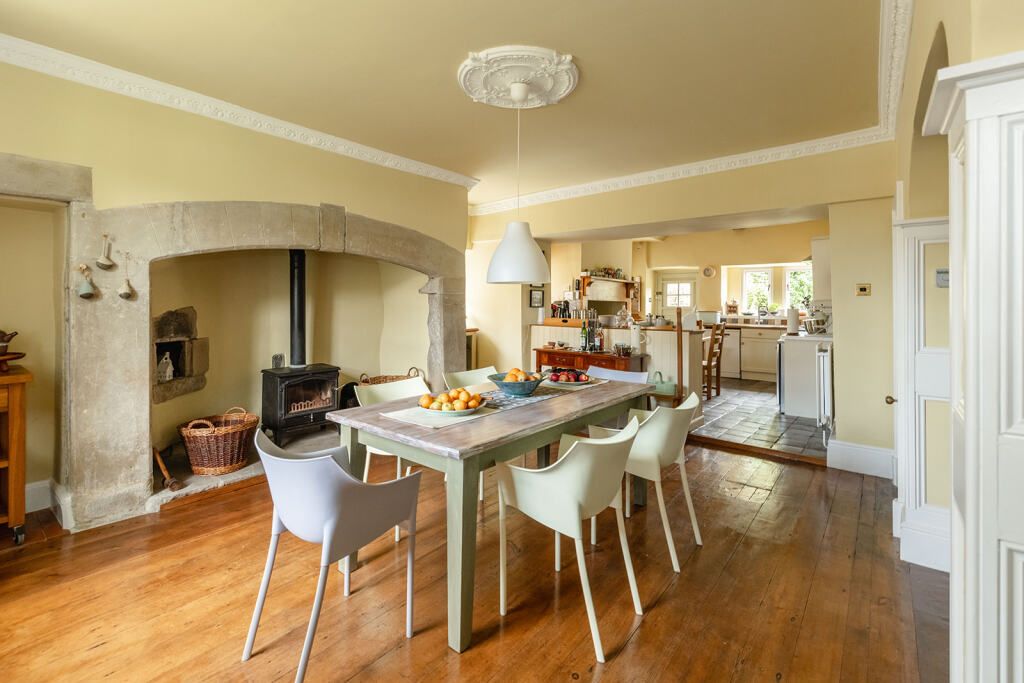 Property photo 2 of 22 Dining Room