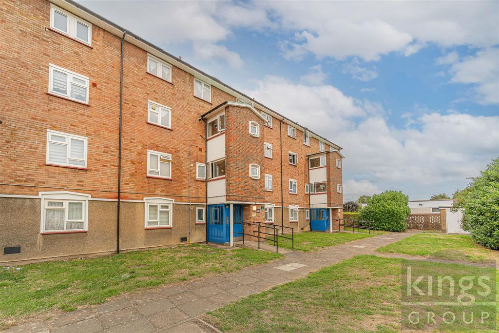 Property photo 1 of 17