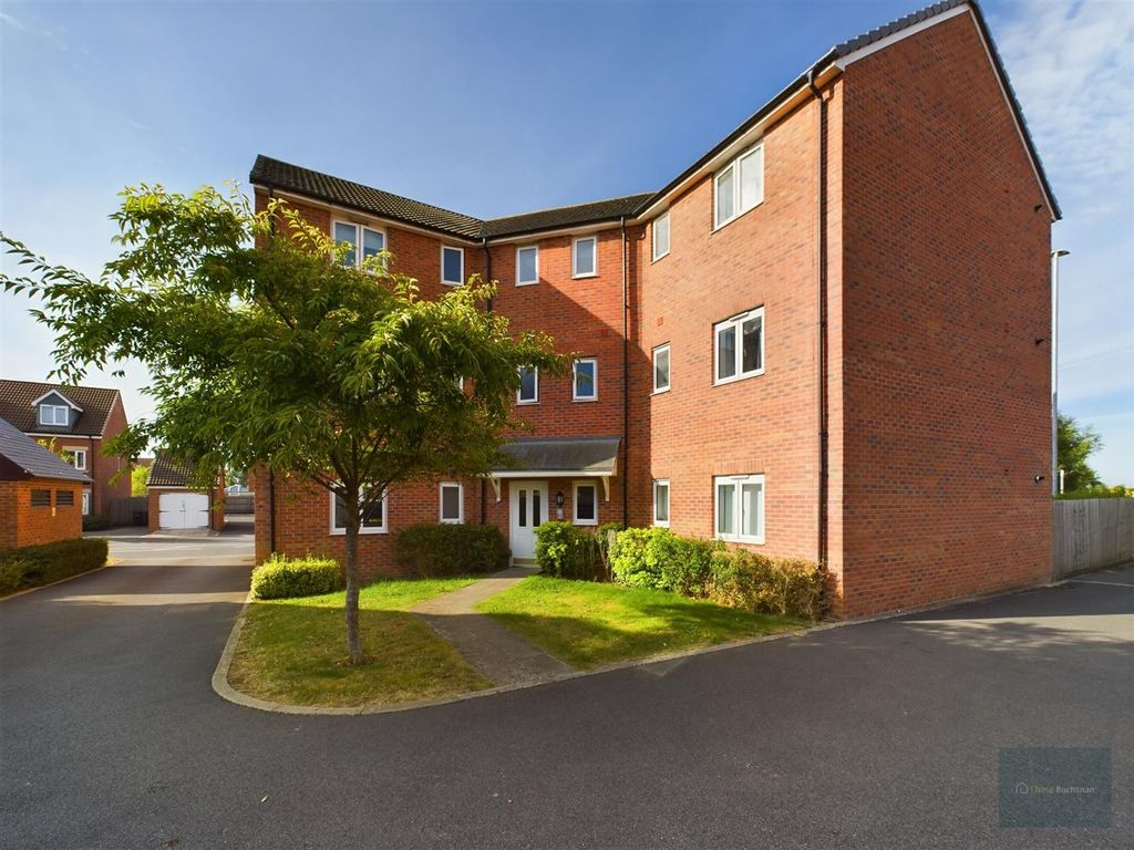Property photo 1 of 8 Cam02558G0-Pr0217-St