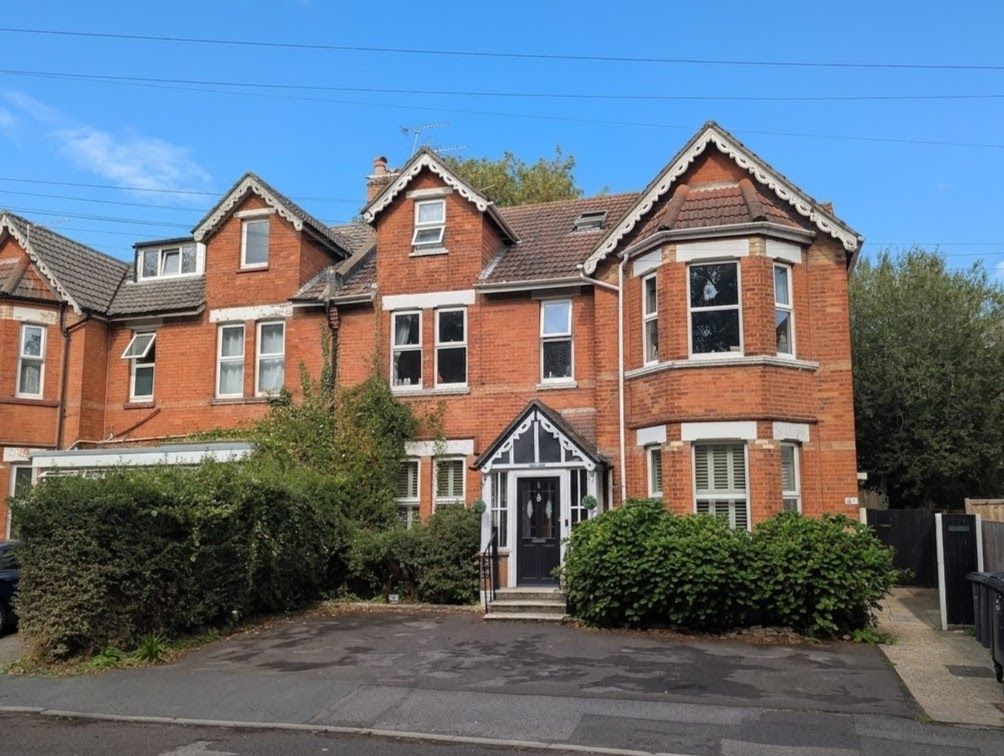 Property photo 2 of 19