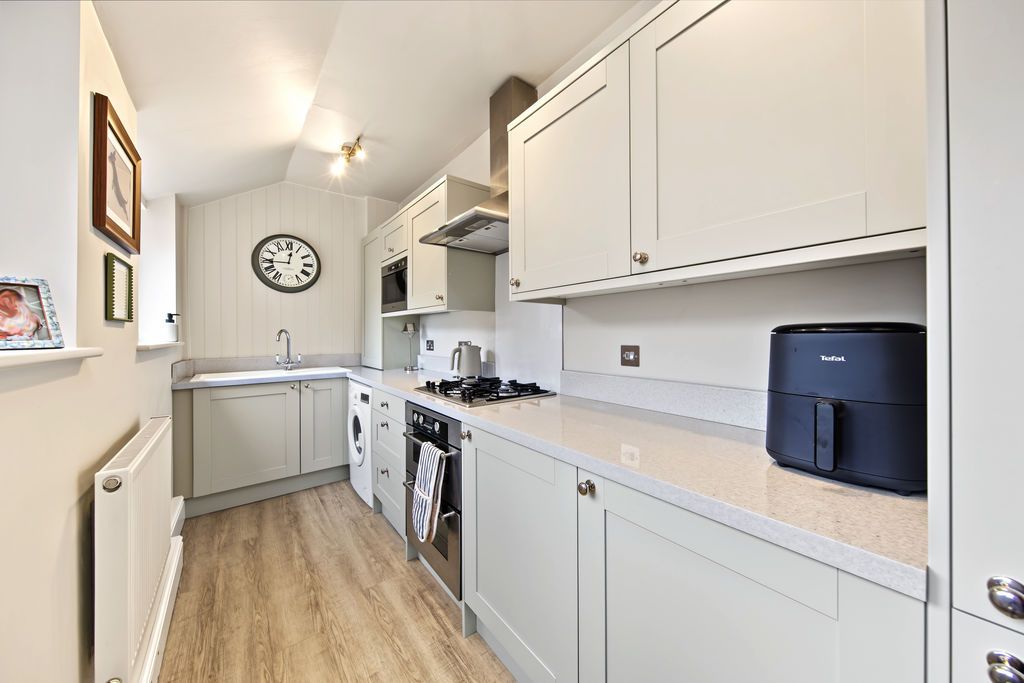 Property photo 2 of 29 Kitchen