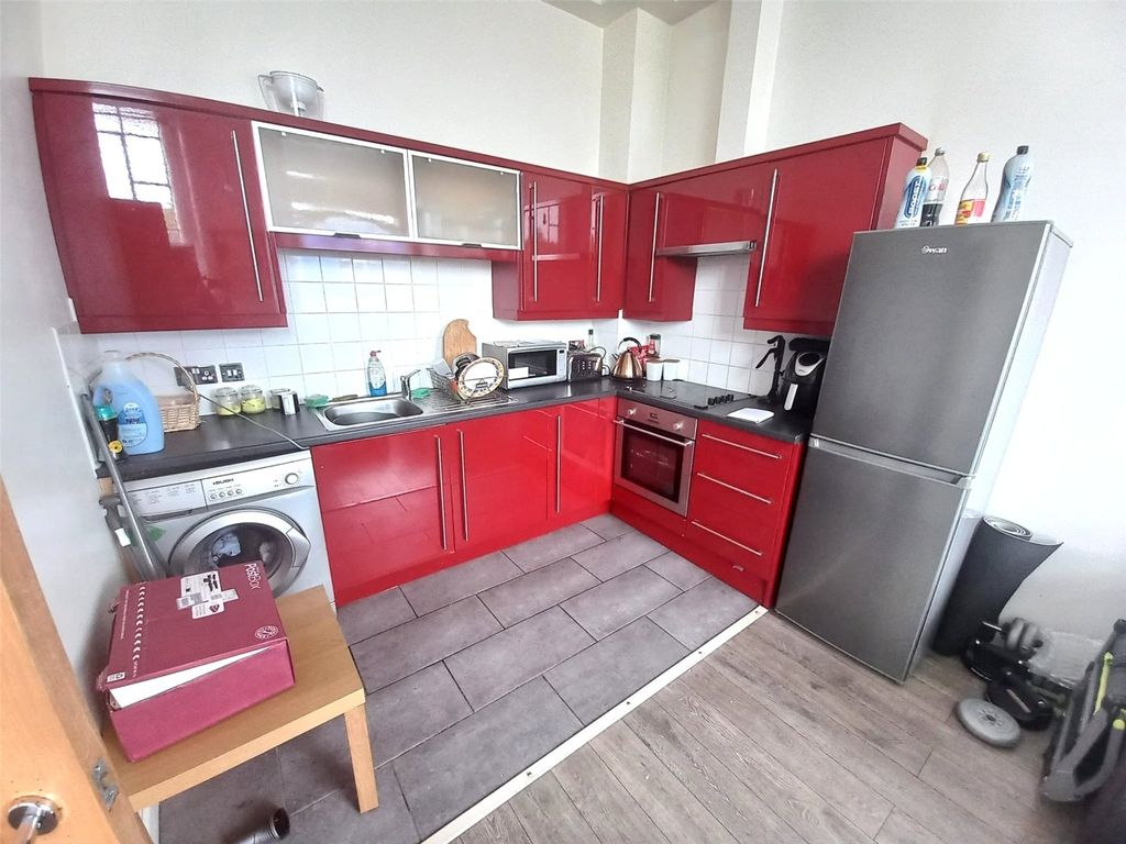 Property photo 2 of 15 Kitchen