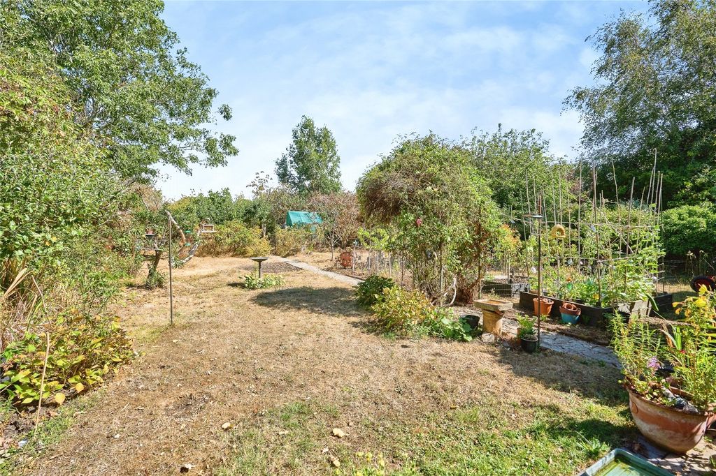 Property photo 2 of 23 Picture No. 40