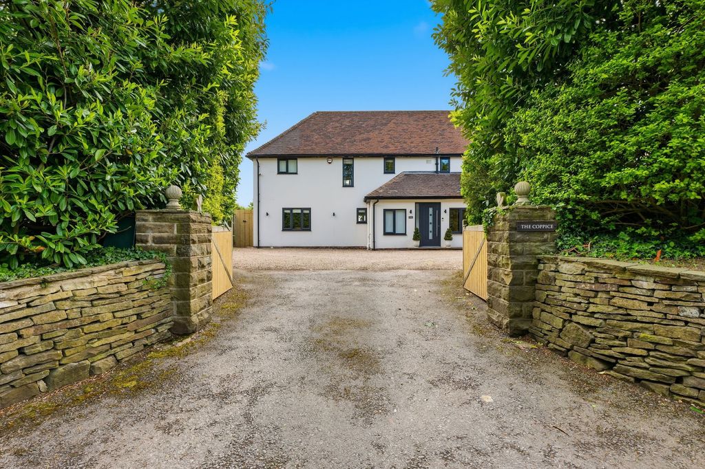 Property photo 3 of 59