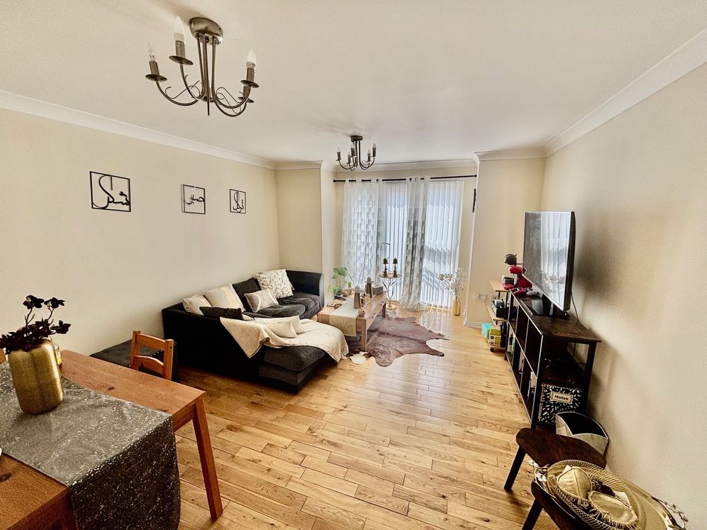 Property photo 2 of 3