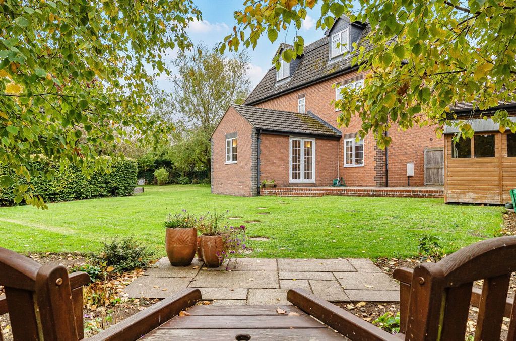 Property photo 1 of 20