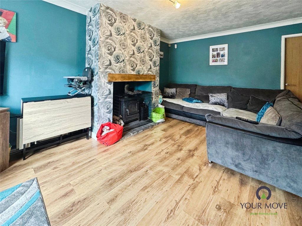 Property photo 2 of 14 Picture No. 13