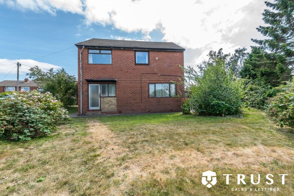 Property photo 3 of 28